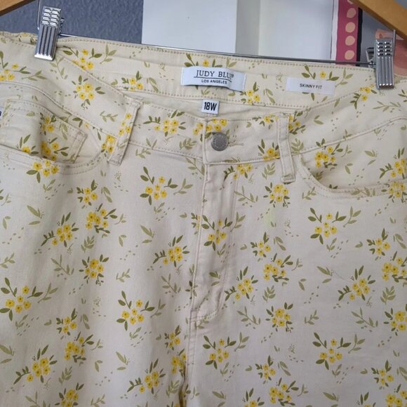 💥💥‼️Sale‼️JUDY BLUE 18W Skinny Fit Stretch Jeans - Picture 4 of 11